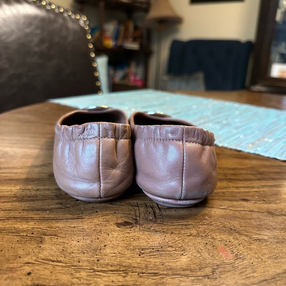 Tory Burch Minnie Ballet Flat in Tan - Picture 4 of 10